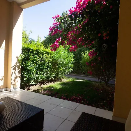 Apartment Hauteur De Avec Piscine